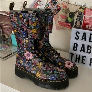 Platform Dr. Martens